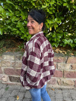 Lade das Bild in den Galerie-Viewer, Blousonjacke Karo
