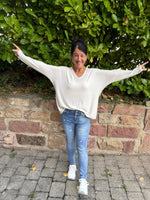 Lade das Bild in den Galerie-Viewer, Langarmshirt " Naomi"
