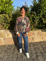 Lade das Bild in den Galerie-Viewer, Blumenbluse "Flower Power"
