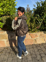 Lade das Bild in den Galerie-Viewer, Steppjacke mit Kapuze
