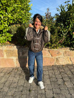 Lade das Bild in den Galerie-Viewer, Steppjacke mit Kapuze

