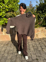 Lade das Bild in den Galerie-Viewer, Strickpullover mit gerafftem Stehkragen
