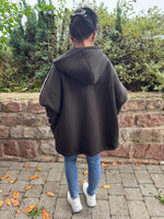 Lade das Bild in den Galerie-Viewer, Kapuzenjacke kuschelig und trendy
