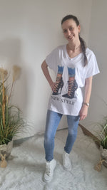 Lade das Bild in den Galerie-Viewer, T-Shirt &quot;Motiv&quot;
